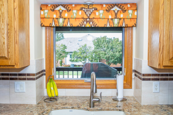 Lifestyle awning windows above kitchen sink