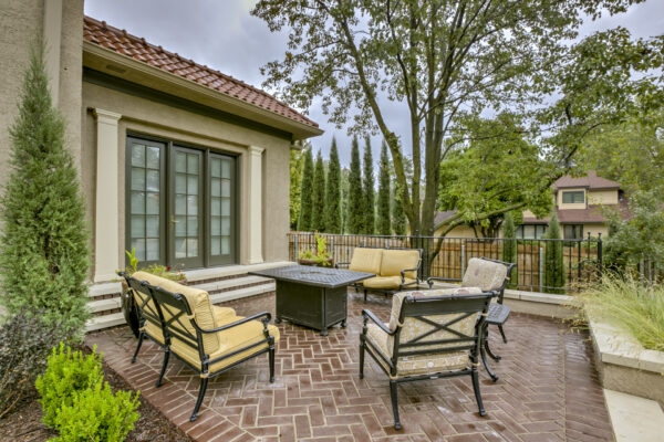 European home exterior sitting area