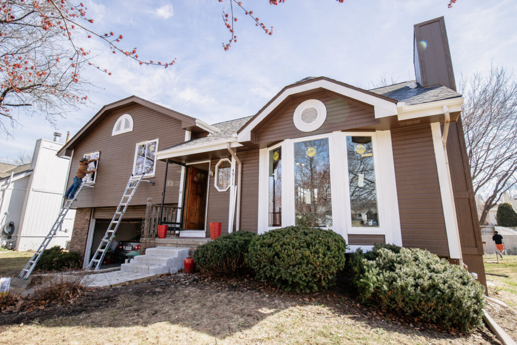 Exterior 250 Series vinyl windows