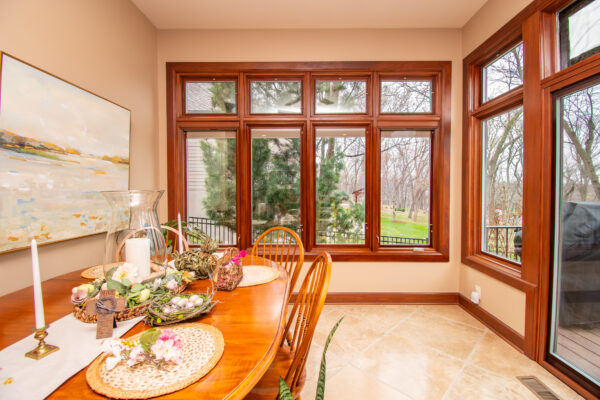 Interior Lifestyle stained windows in kitchen