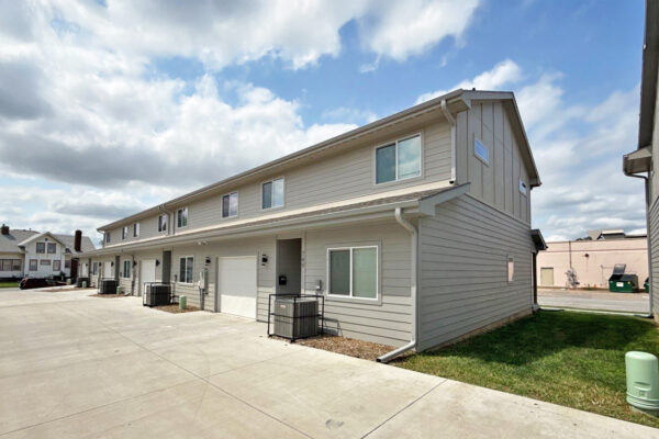 Baldwin Court townhomes exterior back